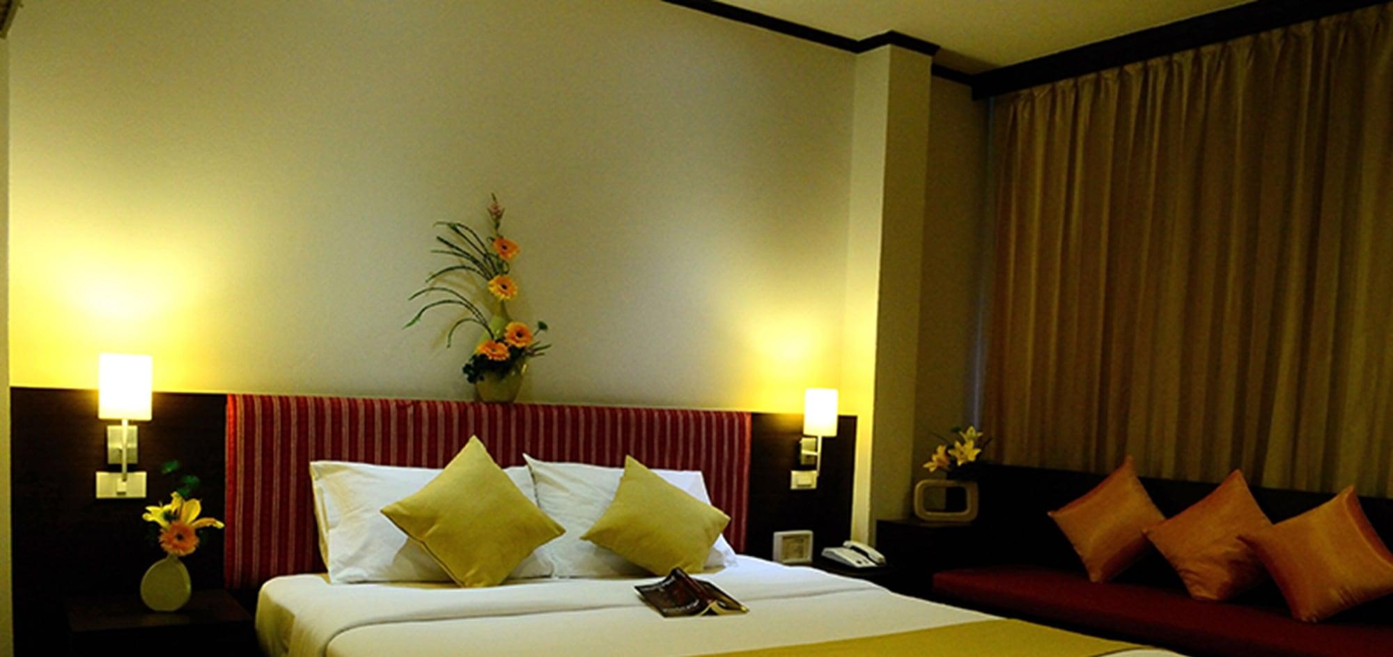 Bossotel Bangkok Buitenkant foto