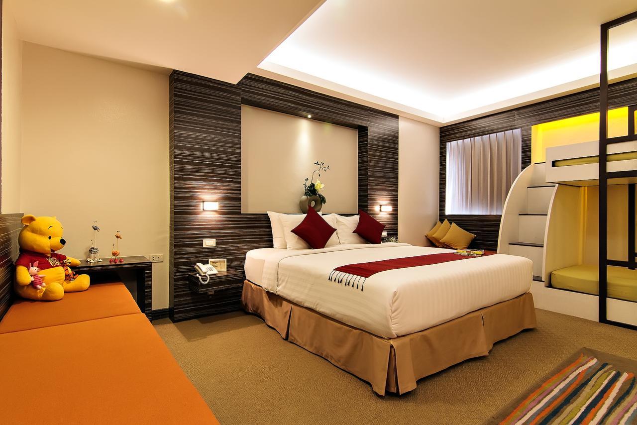 Bossotel Bangkok Buitenkant foto